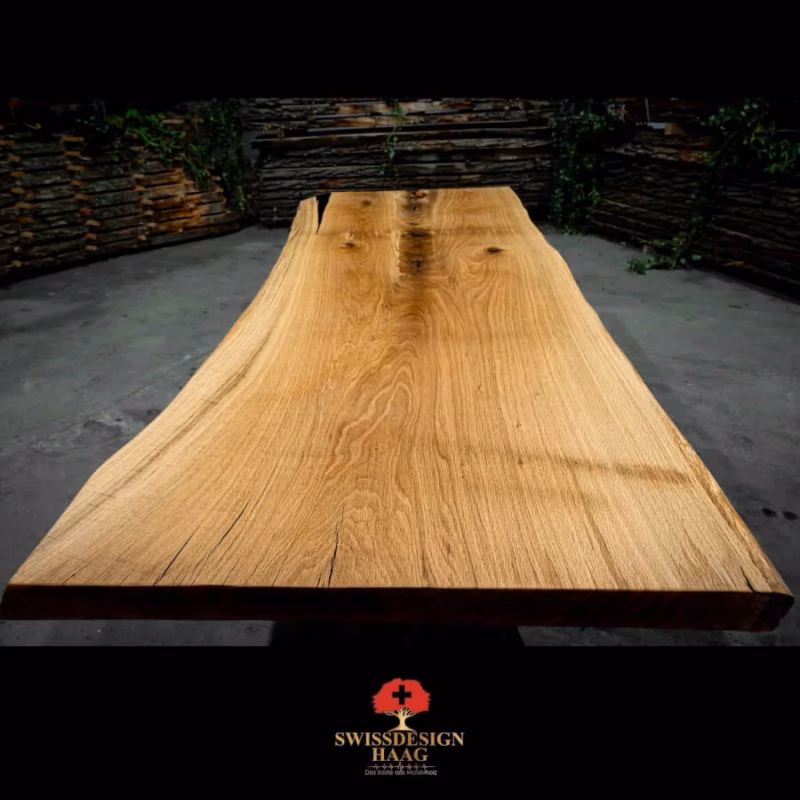 Tavolo in legno massello Fern