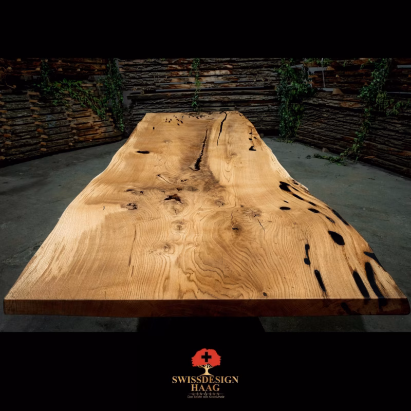 Tavolo in legno massello Adam