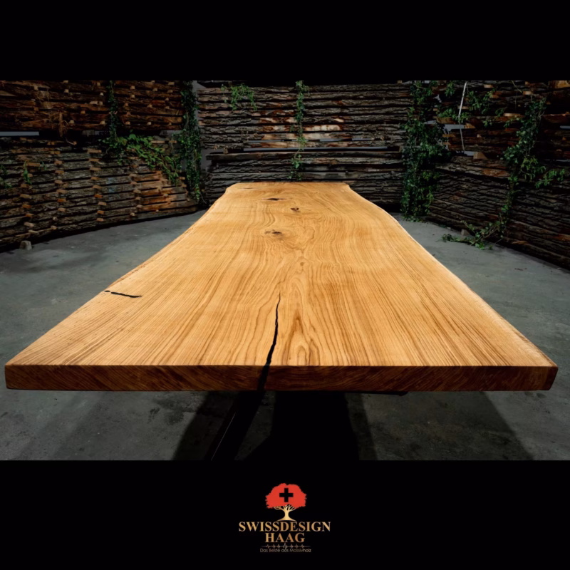 Tavolo in legno massello Gaia