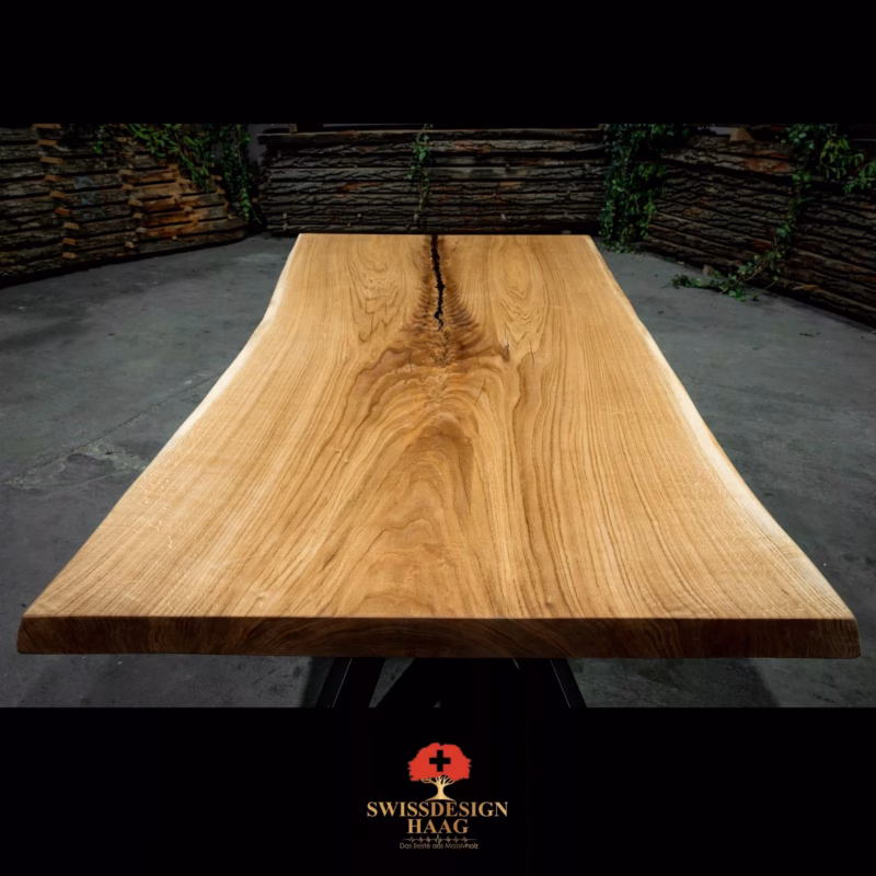 Tavolo in legno massello Moss